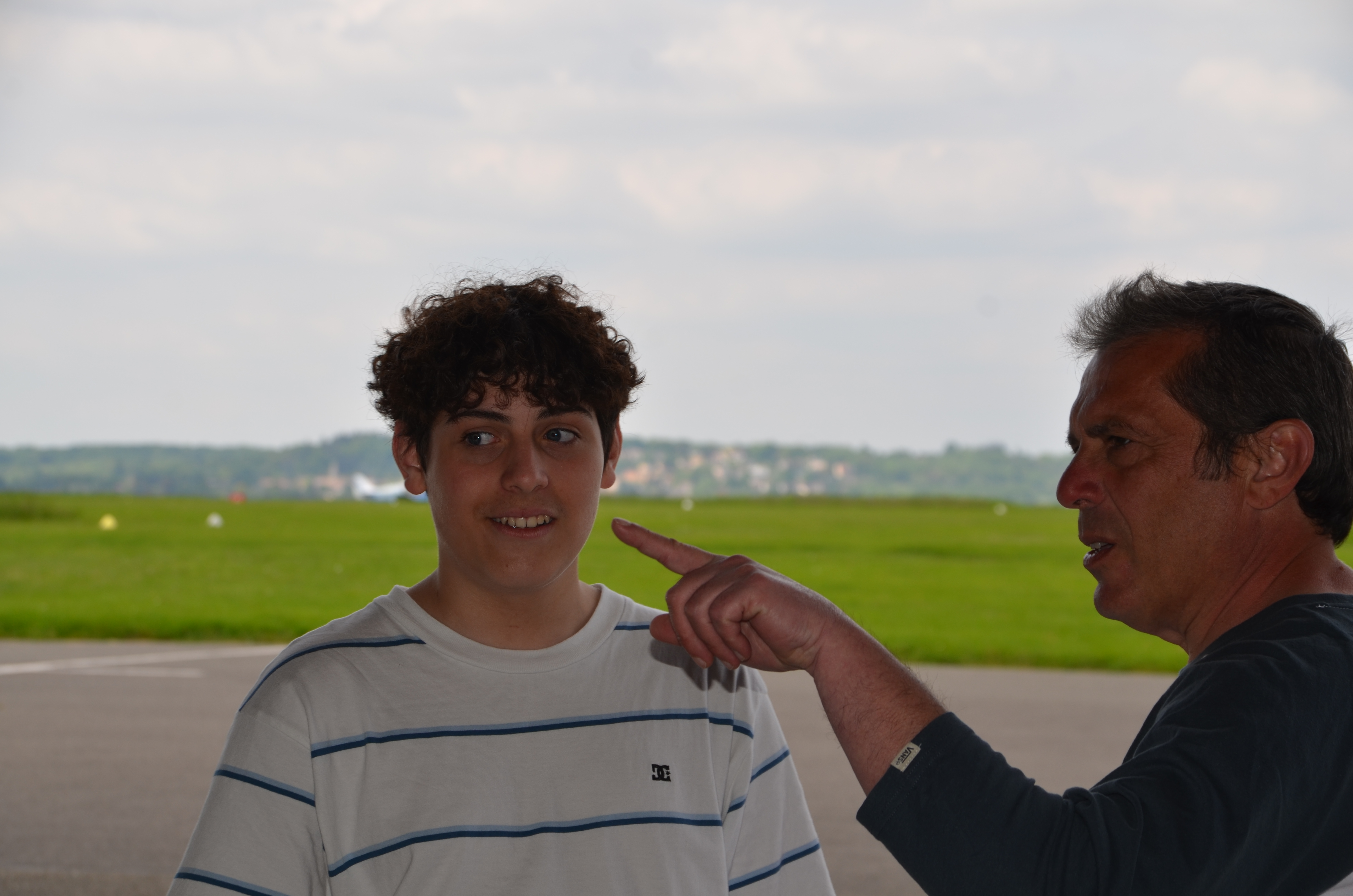 2023-05-21-(16h27m)-dsc_3354-mama-razzi.jpg