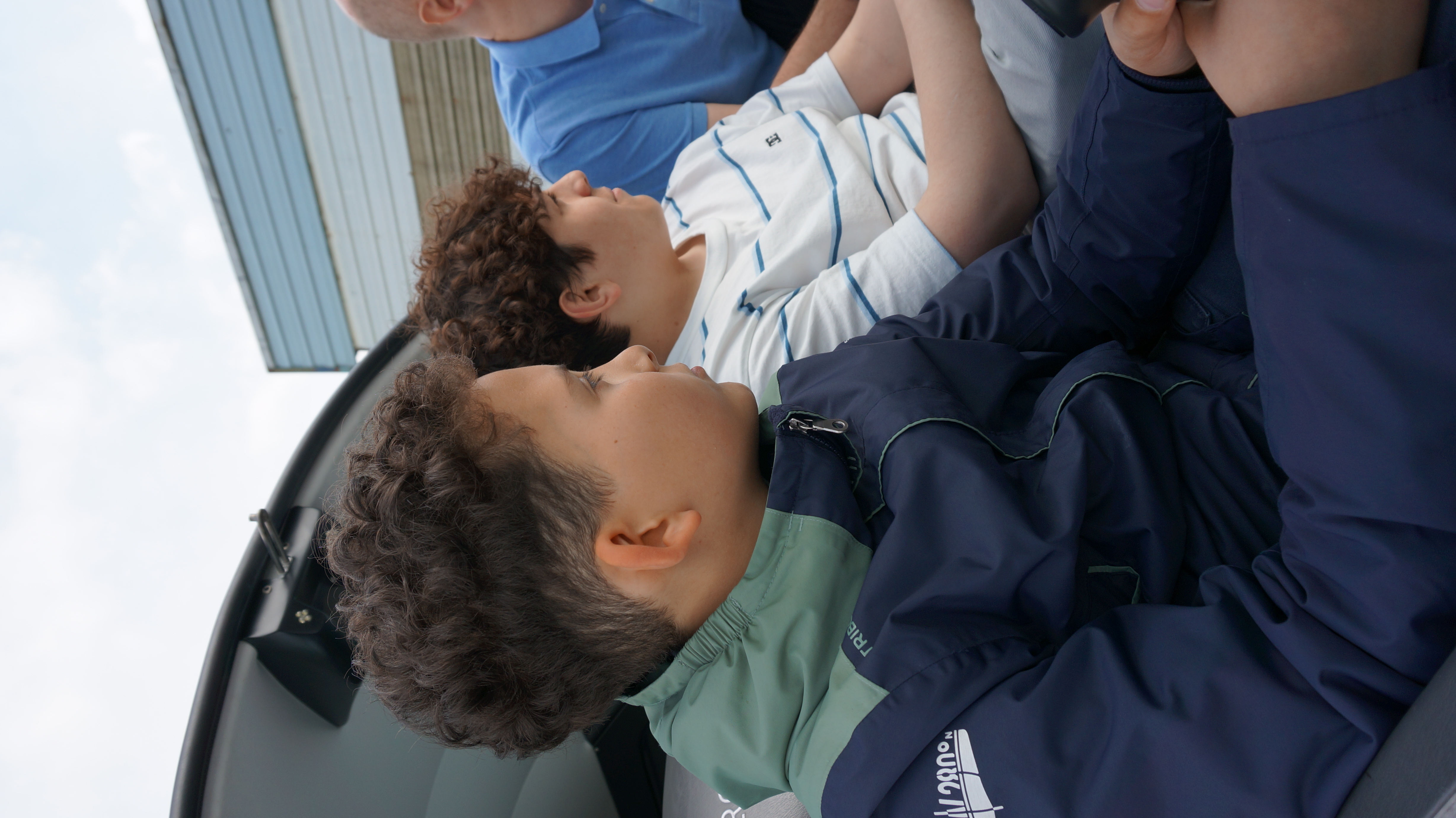 2023-05-21-(16h42m)-dsc_04870-sony-mama-razzi.jpg