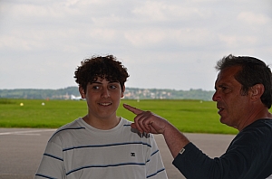 2023-05-21-(16h27m)-dsc_3354-mama-razzi.jpg 2023-05-21-(16h27m)-dsc_3354-mama-razzi.jpg