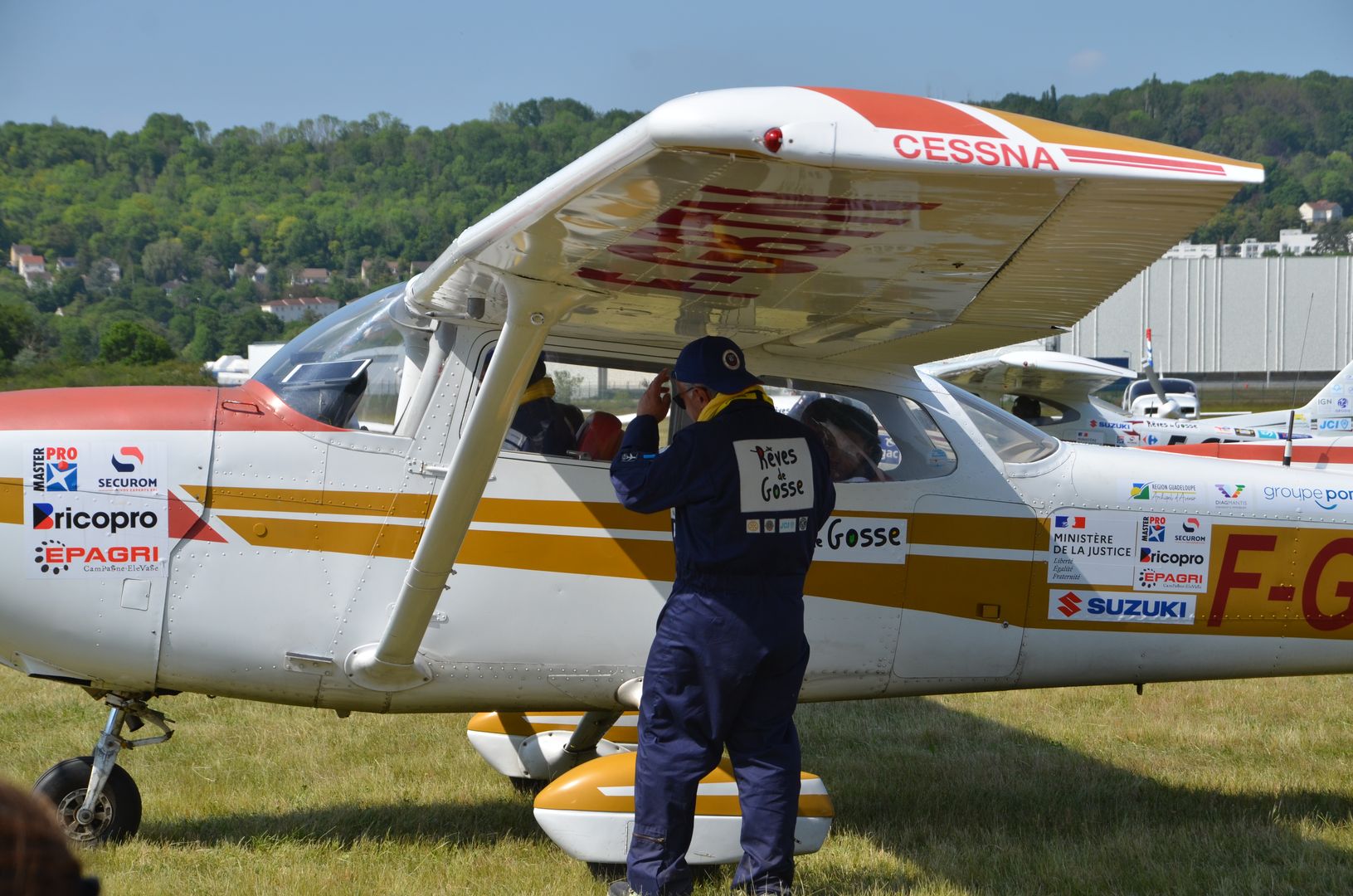 2023-05-25-(16h27m)-dsc_4845-mama-razzi.jpg