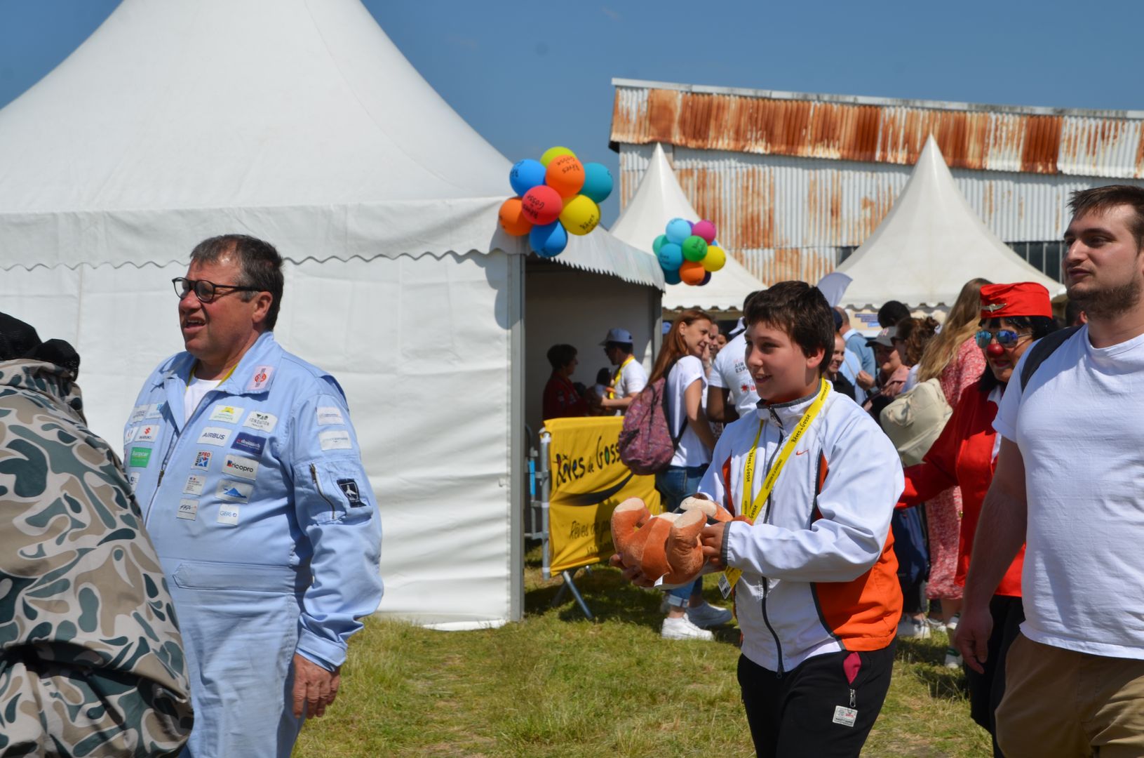 2023-05-25-(15h38m)-dsc_4516-mama-razzi.jpg