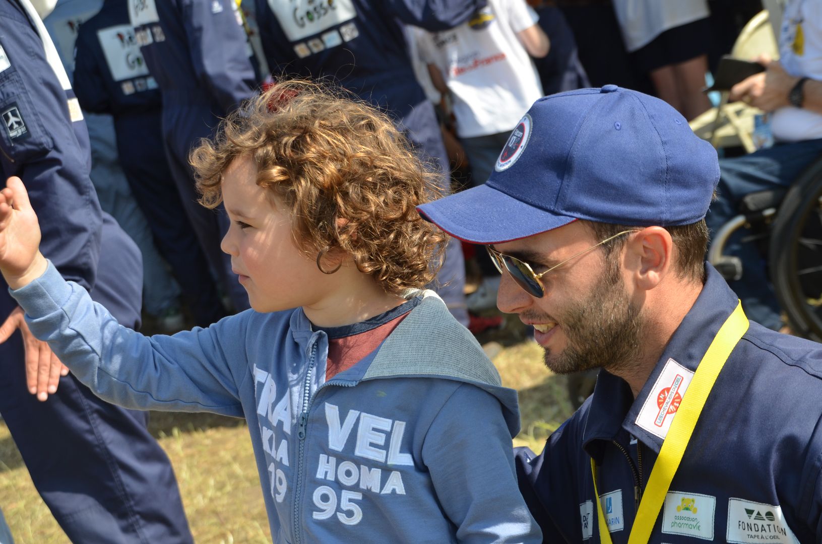 2023-05-25-(17h07m)-dsc_5132-mama-razzi.jpg