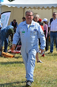 2023-05-25-(16h08m)-dsc_4697-mama-razzi.jpg 2023-05-25-(16h08m)-dsc_4697-mama-razzi.jpg