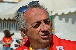2023-05-25-(16h13m)-dsc_4742-mama-razzi.jpg 2023-05-25-(16h13m)-dsc_4742-mama-razzi.jpg