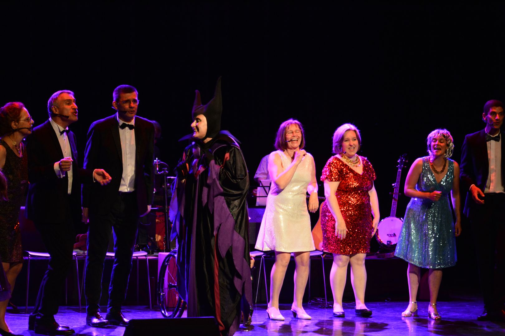 2023-06-23-(21h13)-dsc_0045-mama-razzi.jpg