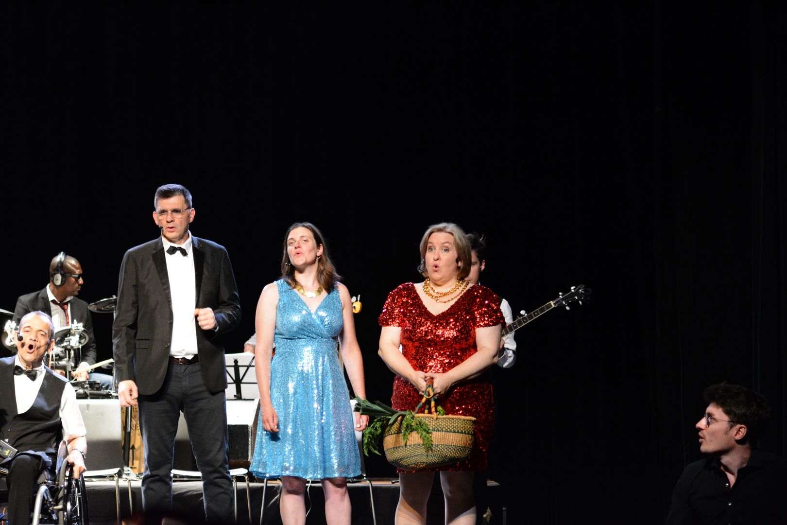 2023-06-23-(21h54)-dsc_0318-mama-razzi.jpg
