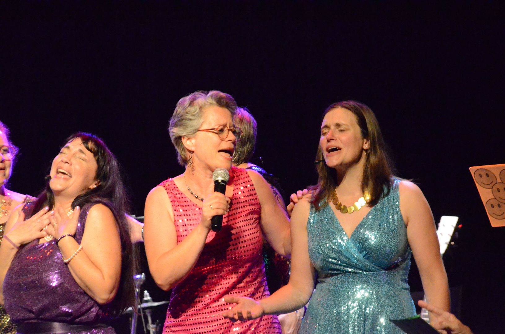 2023-06-23-(22h24)-dsc_6103-mama-razzi.jpg
