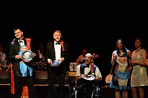 2023-06-23-(21h34)-dsc_0141-mama-razzi.jpg 2023-06-23-(21h34)-dsc_0141-mama-razzi.jpg