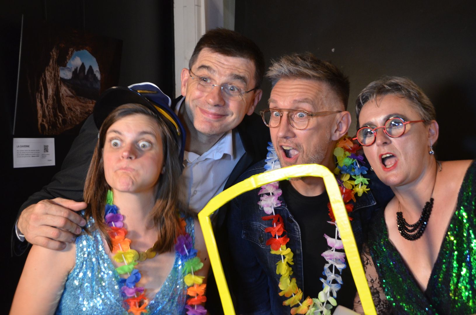 2023-06-23-(23h43)-dsc_6435-mama-razzi.jpg