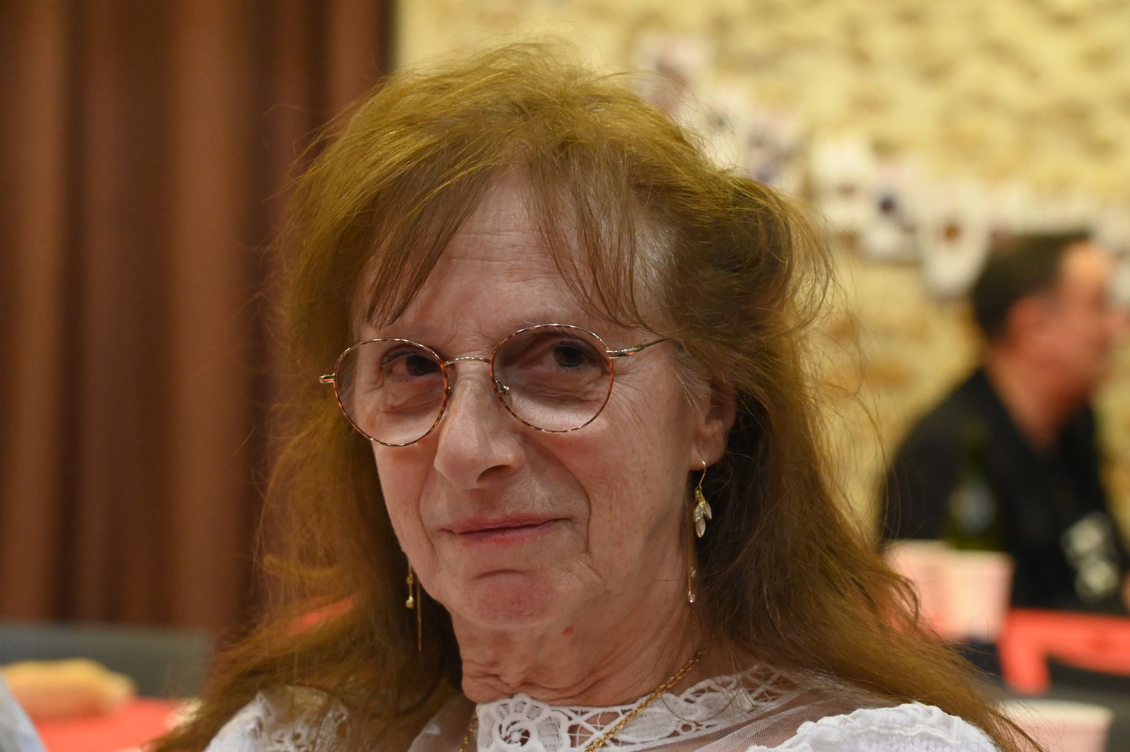 2024-03-16-DSC_4383-mama-razzi.JPG