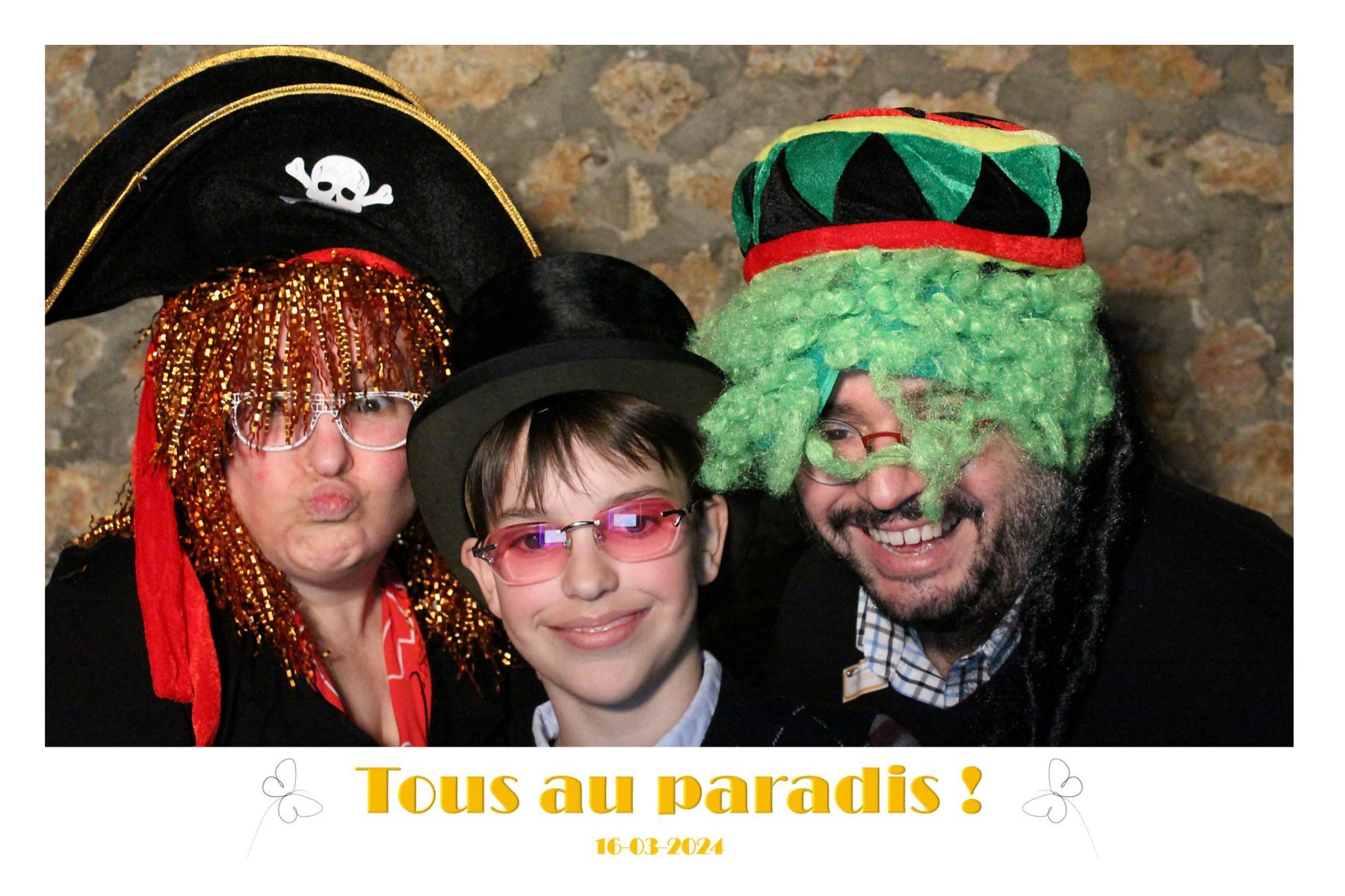 photobooth-2024-03-16_23h01m57s_868.jpg