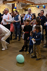 2024-03-16-DSC_4052-mama-razzi.JPG 2024-03-16-DSC_4052-mama-razzi.JPG