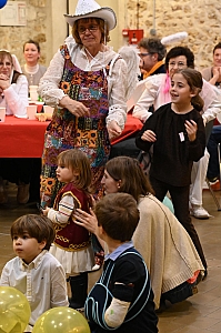 2024-03-16-DSC_4136-mama-razzi.JPG 2024-03-16-DSC_4136-mama-razzi.JPG