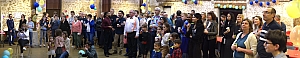 DCC_9310-Panorama-spectateurs-debout-12298x2384.jpg DCC_9310-Panorama-spectateurs-debout-12298x2384.jpg