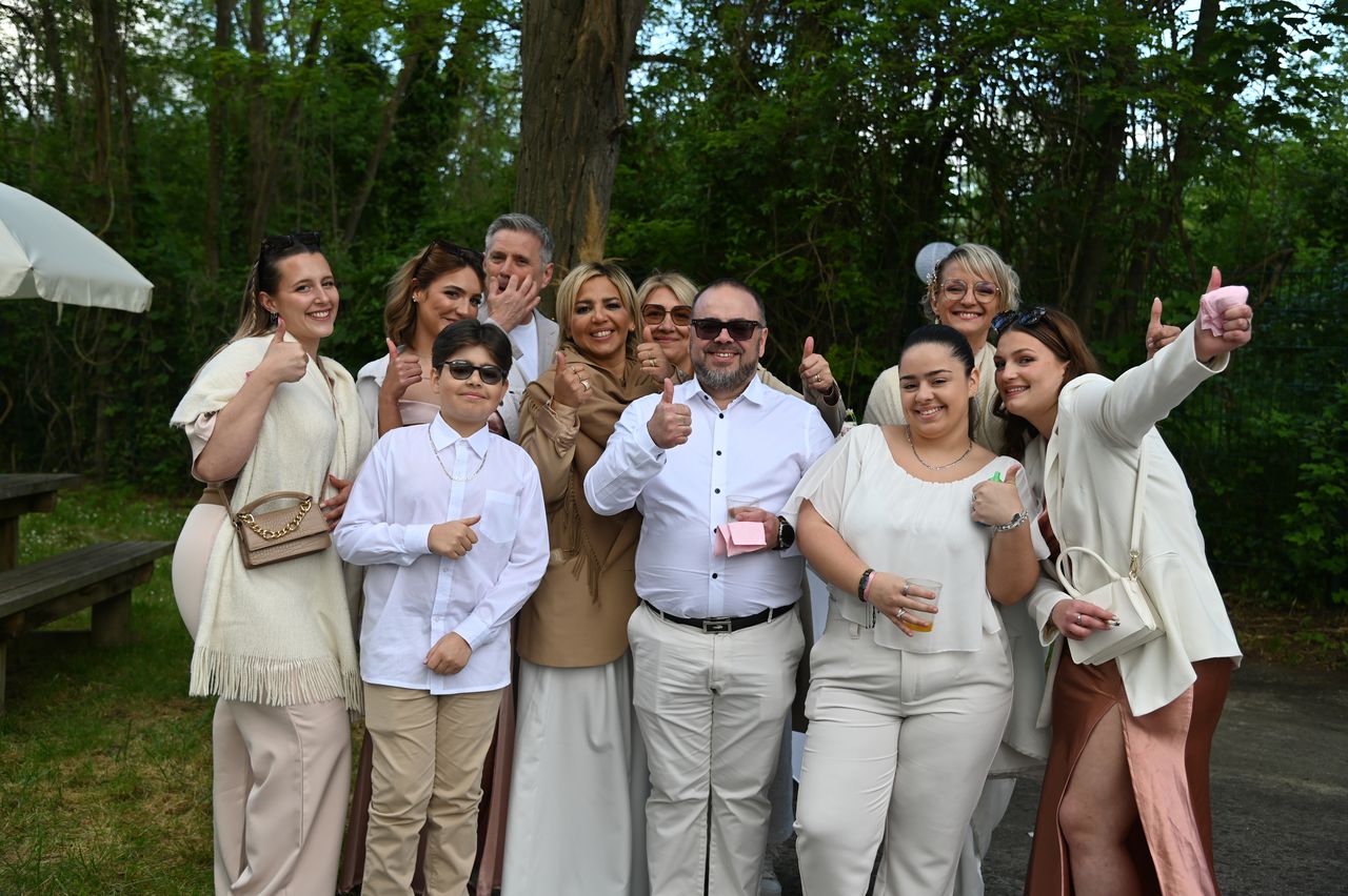 2024-05-04-dsc_7153-marion-gregory-soiree-mariage-mama-razzi.jpg