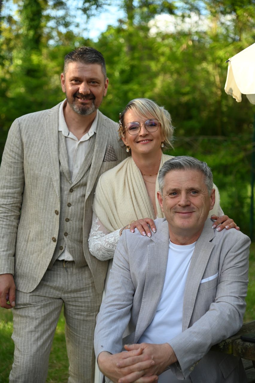 2024-05-04-dsc_7173-marion-gregory-soiree-mariage-mama-razzi.jpg