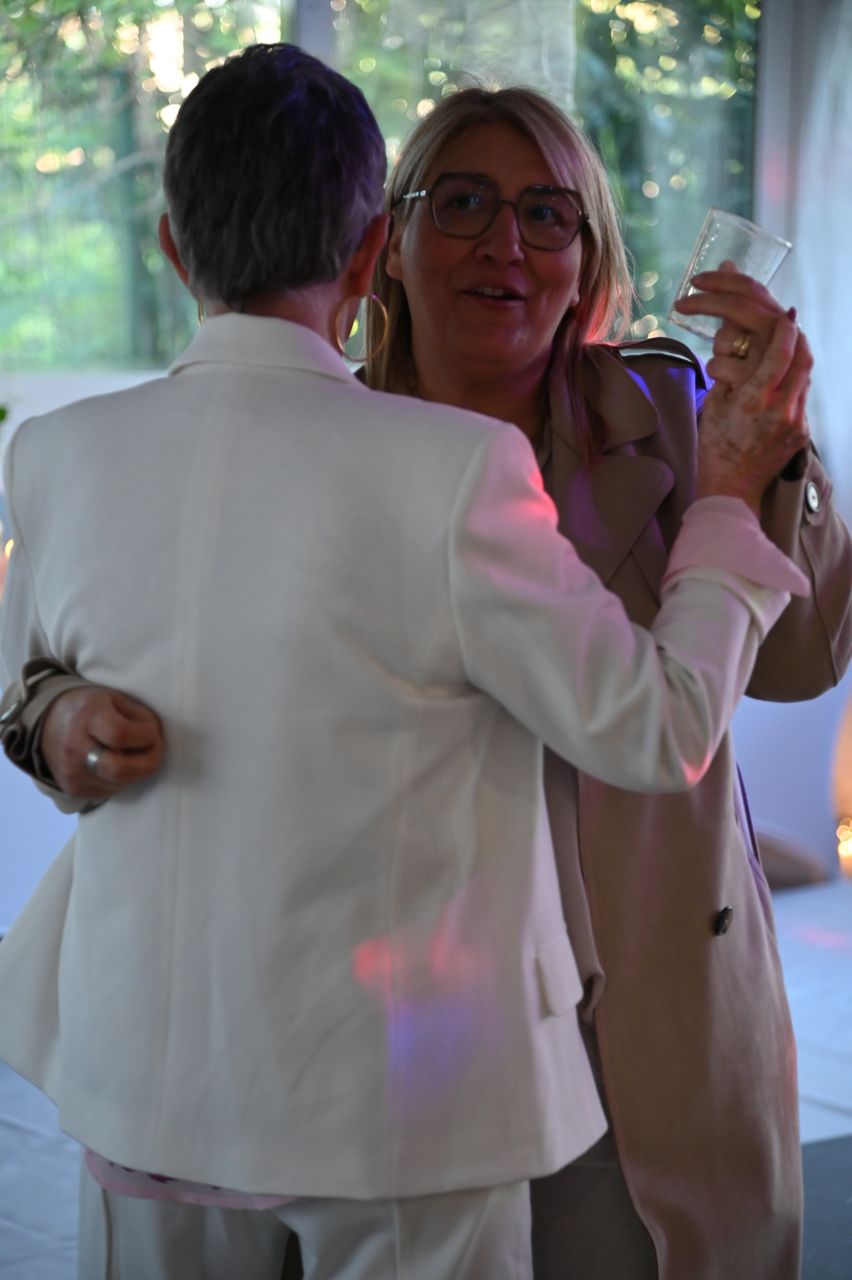 2024-05-04-dsc_7405-marion-gregory-soiree-mariage-mama-razzi.jpg