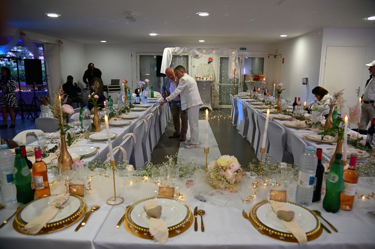 2024-05-04-dsc_7754-marion-gregory-soiree-mariage-mama-razzi.jpg