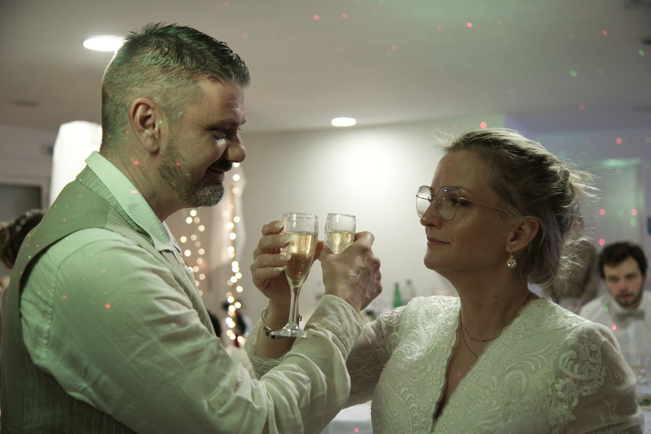2024-05-05-dsc_8415-v2-marion-gregory-soiree-mariage-mama-razzi.jpg