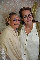 2024-05-04-dsc_7291-marion-gregory-soiree-mariage-mama-razzi.jpg