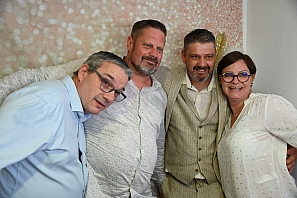 2024-05-04-dsc_7742-marion-gregory-soiree-mariage-mama-razzi.jpg