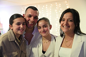 2024-05-04-dsc_7777-marion-gregory-soiree-mariage-mama-razzi.jpg