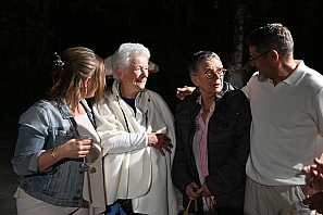 2024-05-05-dsc_8519-marion-gregory-soiree-mariage-mama-razzi.jpg