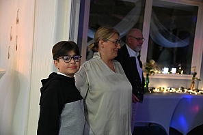 2024-05-05-dsc_8586-marion-gregory-soiree-mariage-mama-razzi.jpg