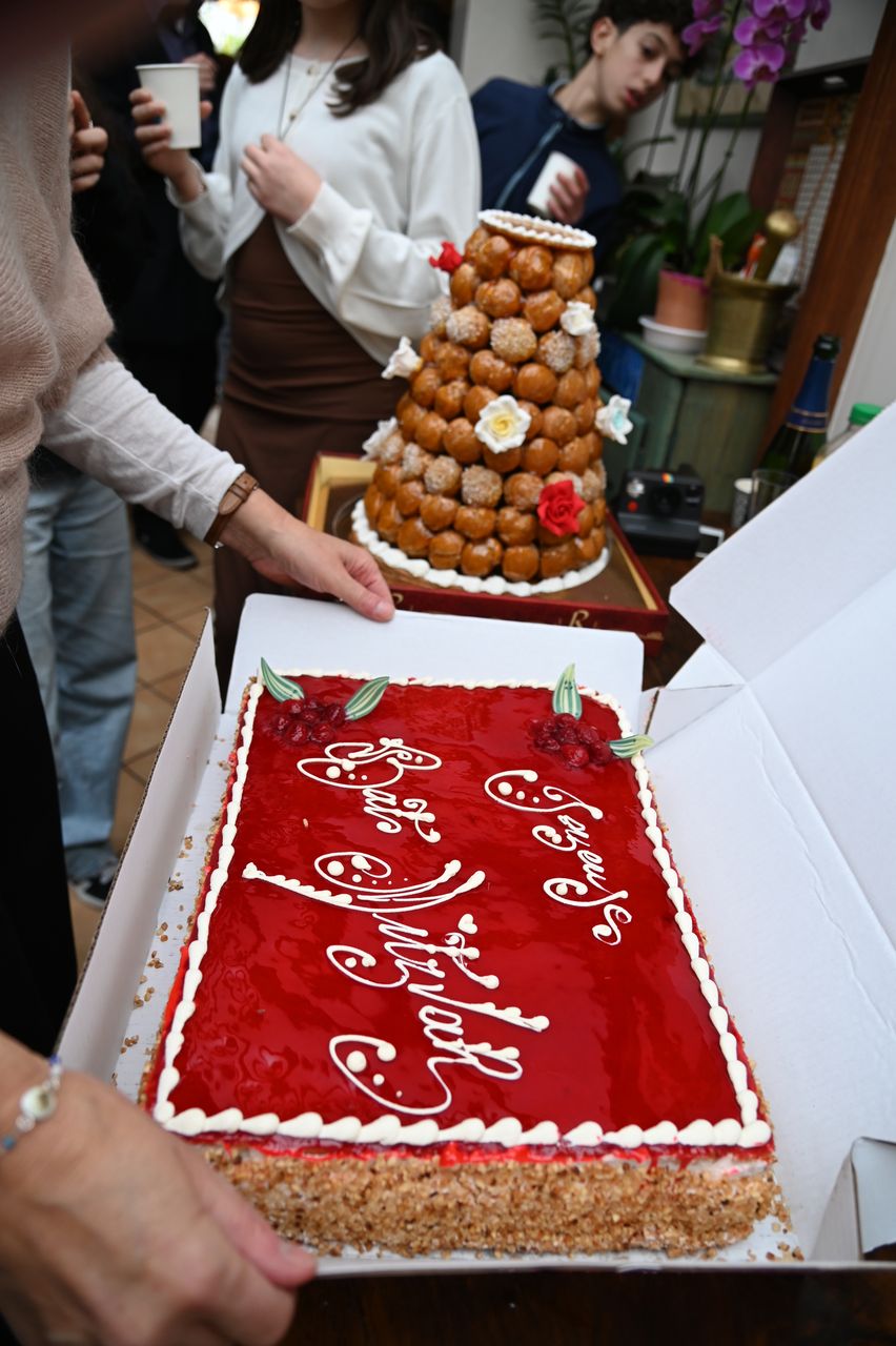 2024-11-16-(16h16)-DSC_2353-(mama-razzi).JPG