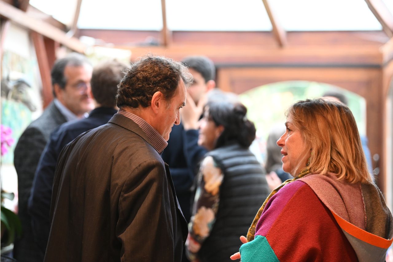 2024-11-16-(17h01)-DSC_2533-(mama-razzi).JPG
