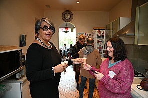 2024-11-16-(15h38)-DSC_2253-(mama-razzi).JPG 2024-11-16-(15h38)-DSC_2253-(mama-razzi).JPG