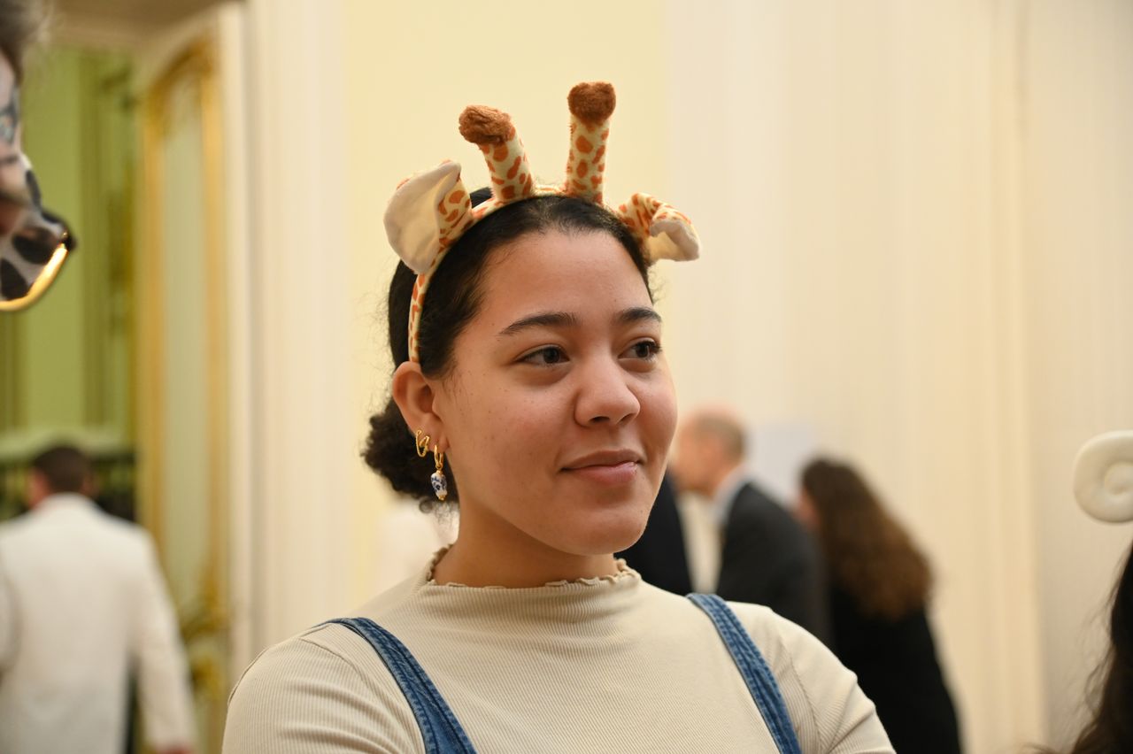 2024-12-13-(19h34m40s)-DSC_3543-(mama-razzi).JPG