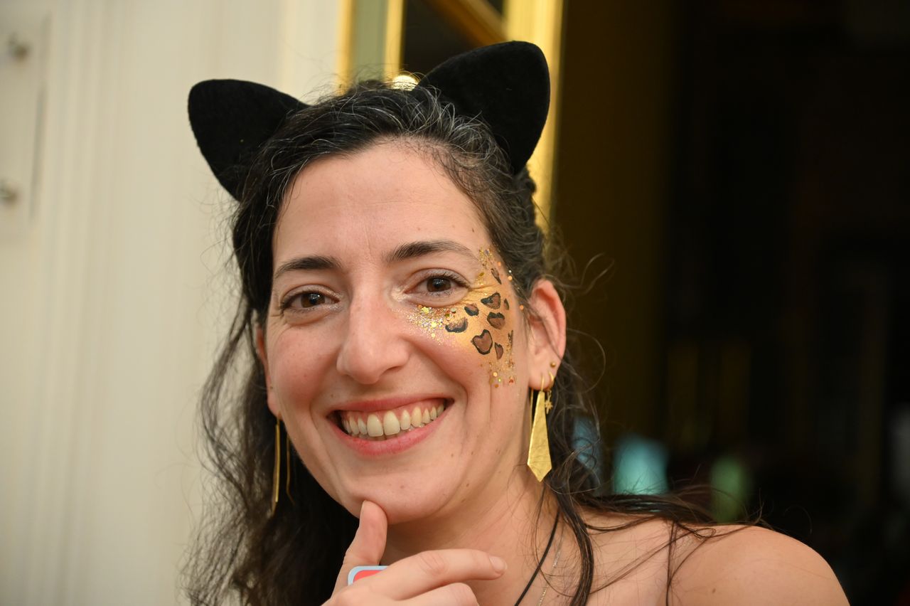 2024-12-13-(21h39m44s)-DSC_3906-(mama-razzi).JPG