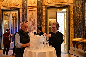 2024-12-13-(18h48m50s)-DSC_3471-(mama-razzi).JPG