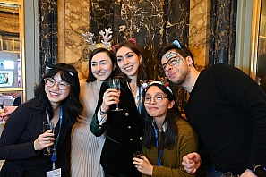2024-12-13-(19h48m32s)-DSC_3586-(mama-razzi).JPG