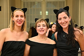 2024-12-13-(21h28m38s)-DSC_3882-(mama-razzi).JPG