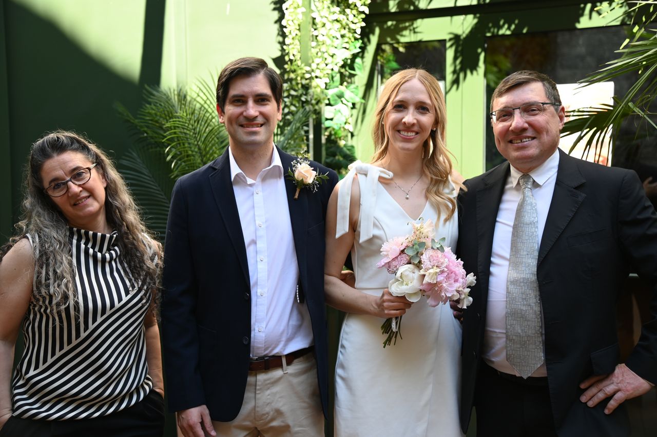 2025-05-10-(17h05m34s)-DSC_8306-melanie-jorge-(mama-razzi).JPG