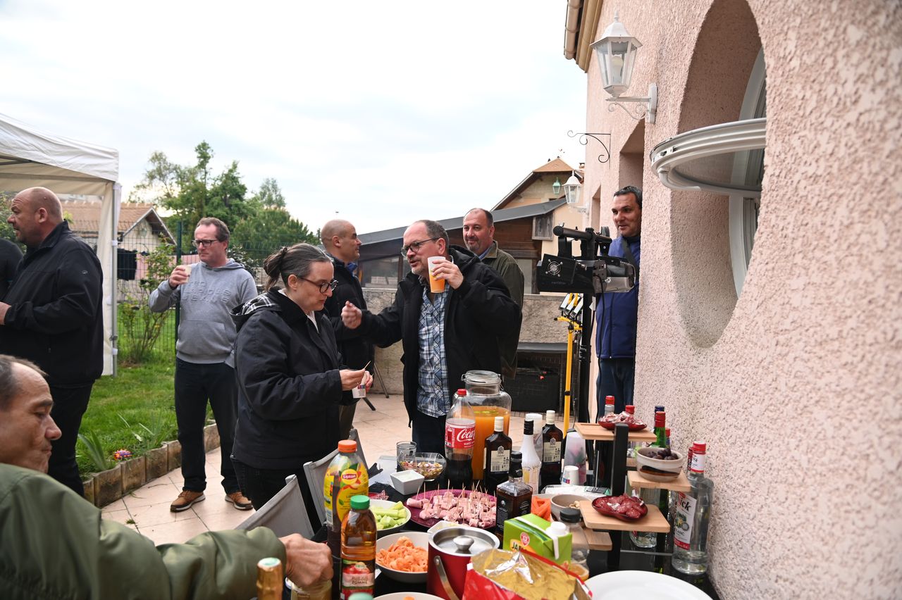 2026-04-18-DSC_4968-(mama-razzi).JPG