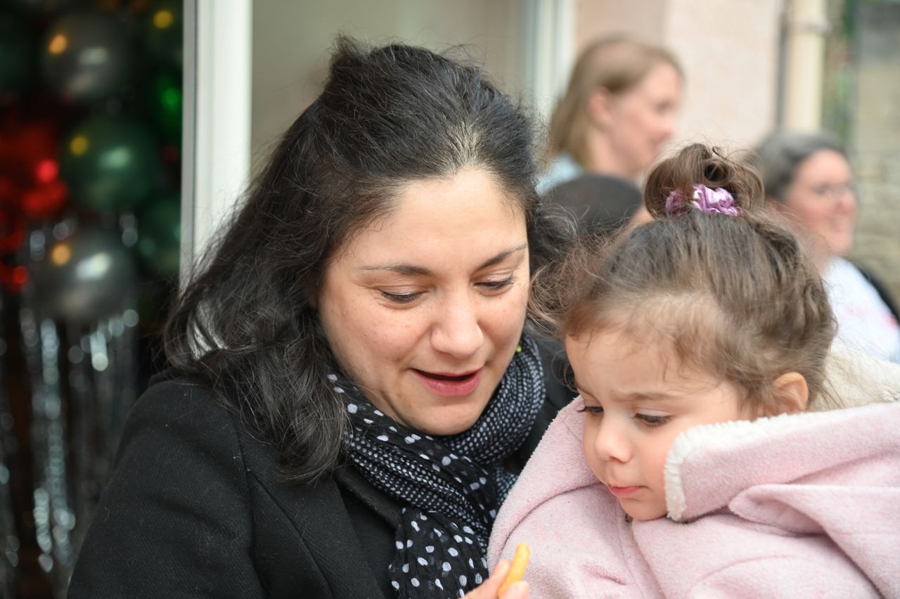 2026-04-18-DSC_4990-(mama-razzi).JPG