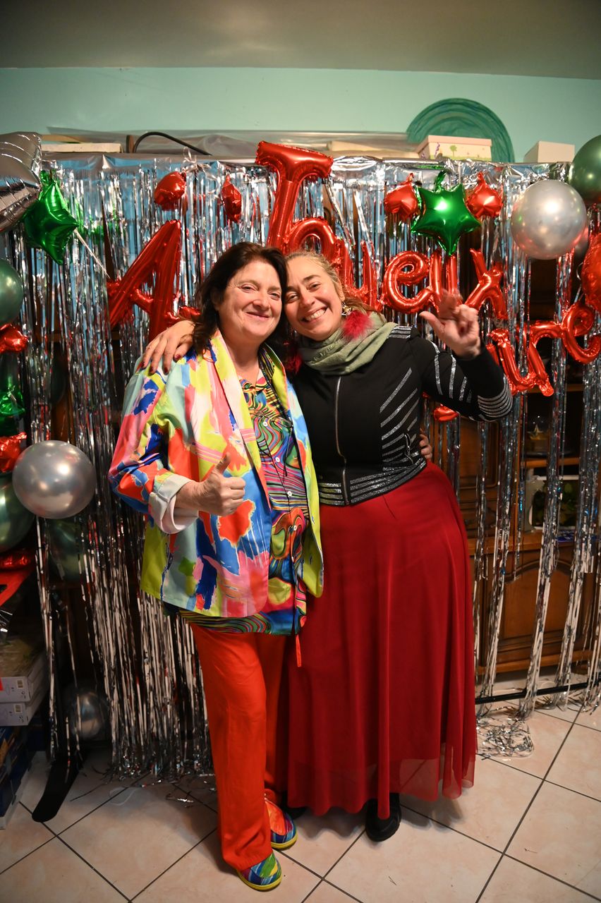 2026-04-18-DSC_5448-(mama-razzi).JPG